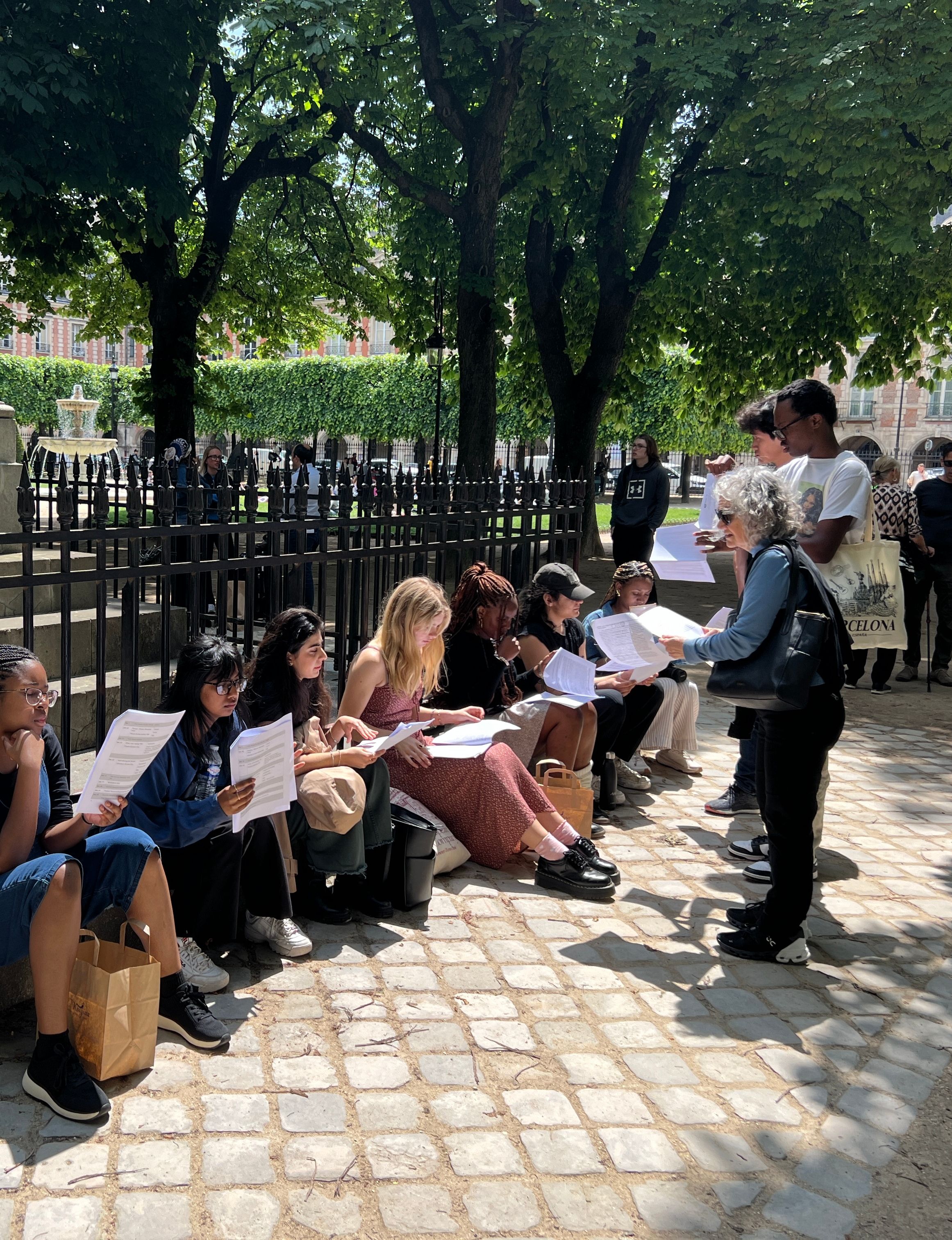 Alternate text to describe image