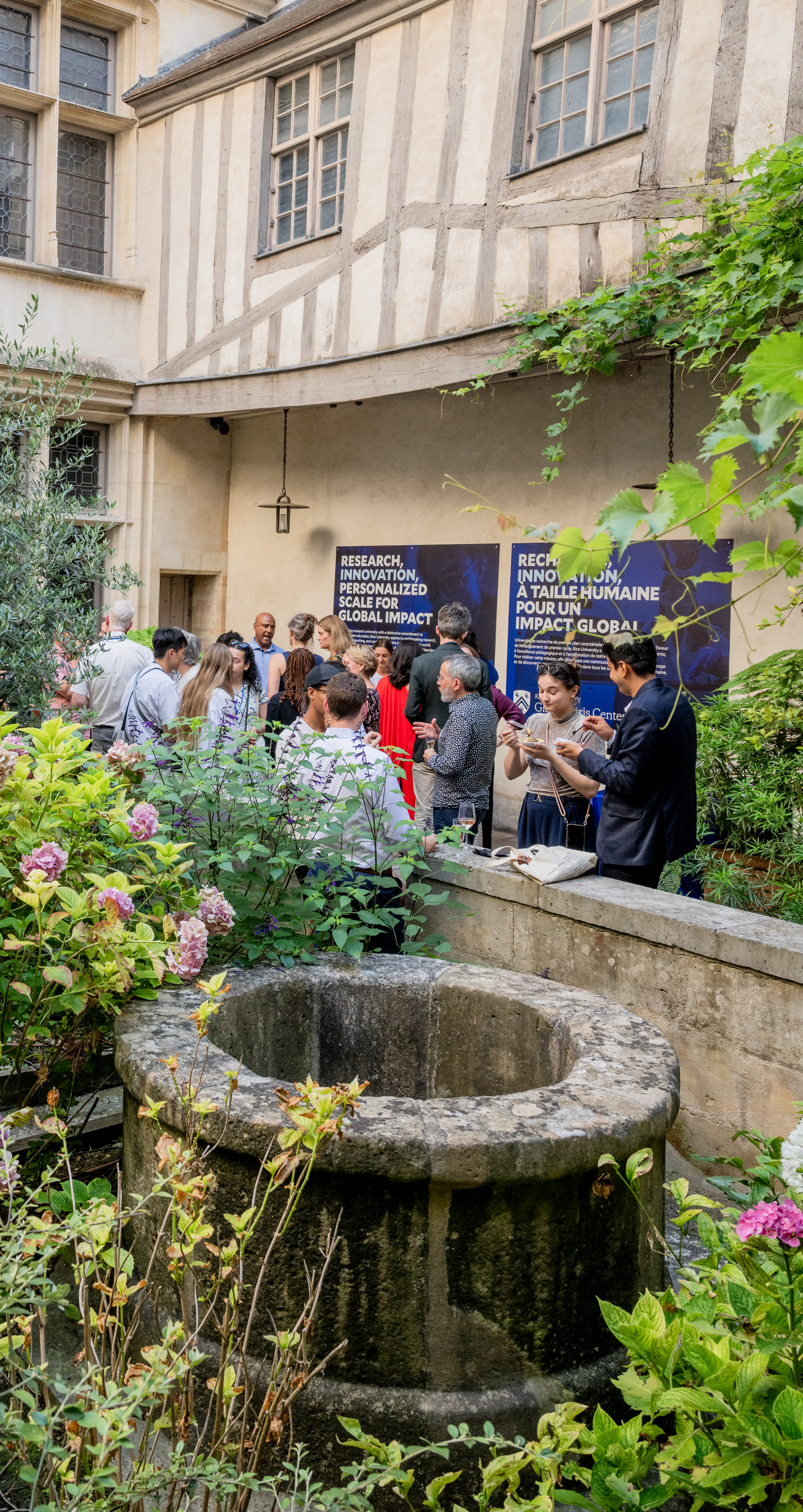 Alternate text to describe image