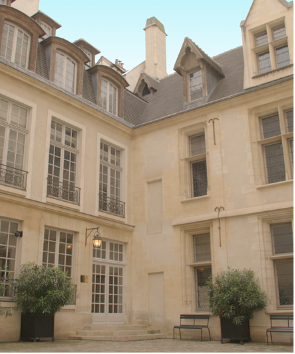 Alternate text to describe image