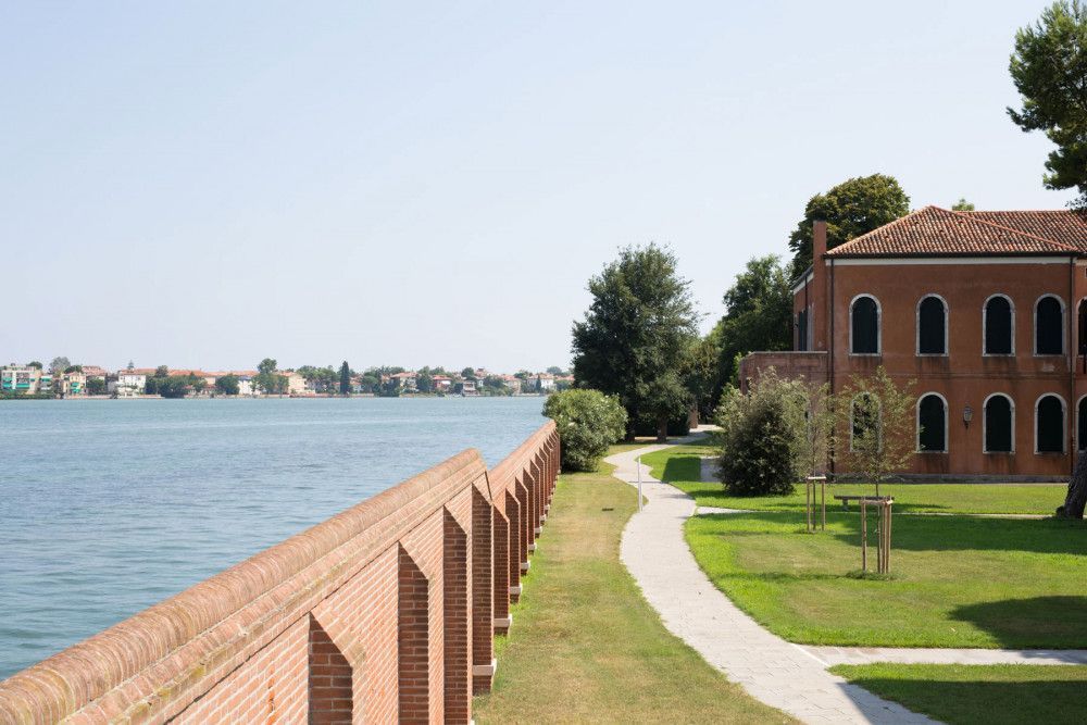 Venice International University